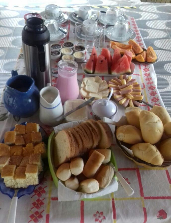 Nena'S Suites Praia de Aracatiba Bagian luar foto